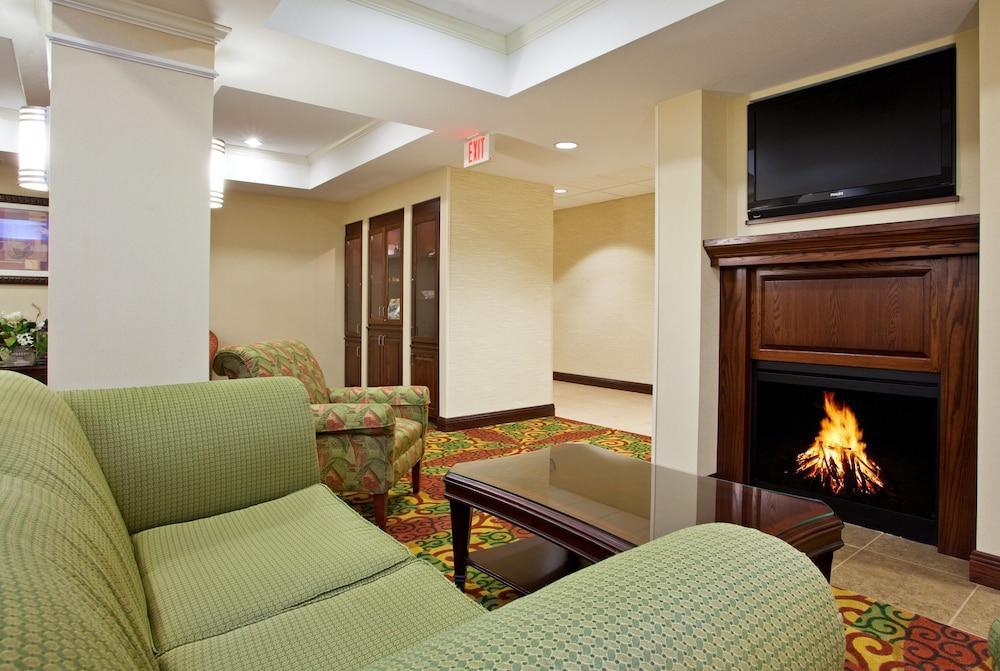 Holiday Inn Express Hotel & Suites Portland By Ihg Екстериор снимка