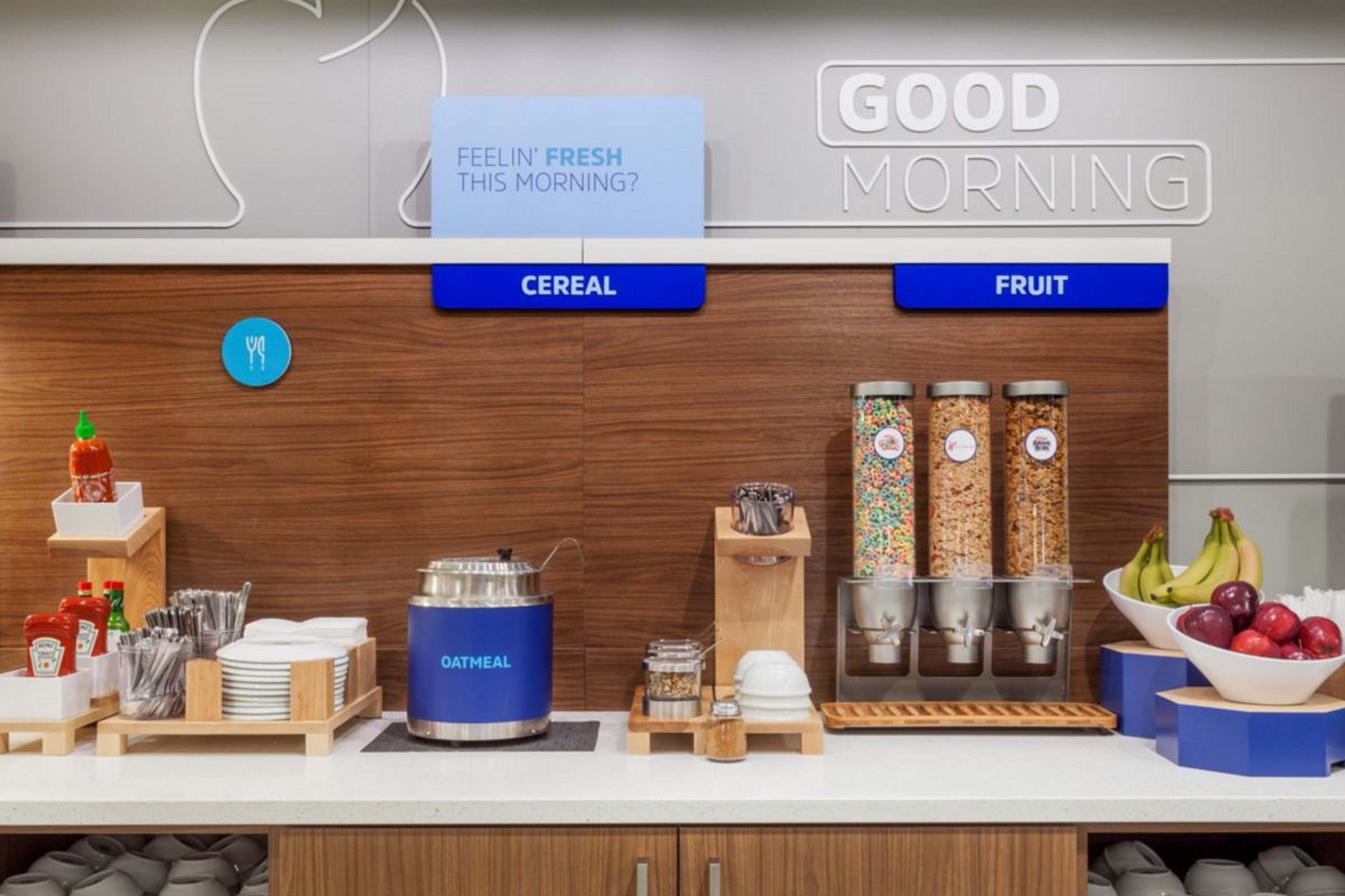 Holiday Inn Express Hotel & Suites Portland By Ihg Екстериор снимка