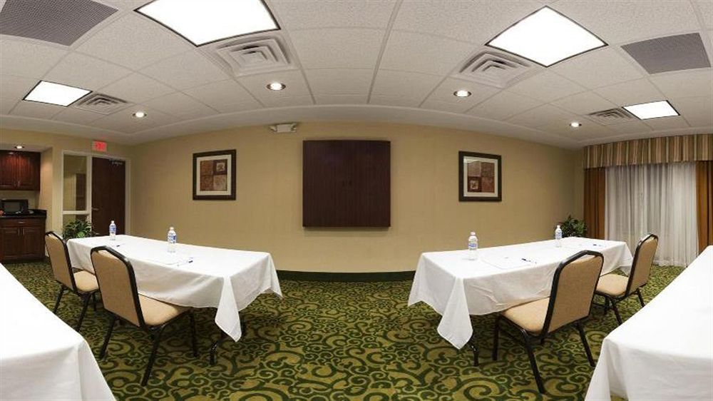 Holiday Inn Express Hotel & Suites Portland By Ihg Екстериор снимка